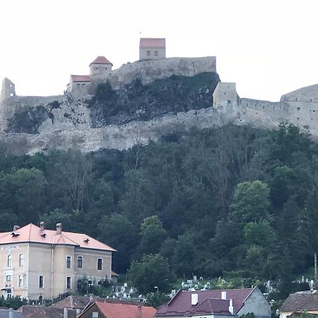 Pensiunea Vanessa Kőhalom Kültér fotó