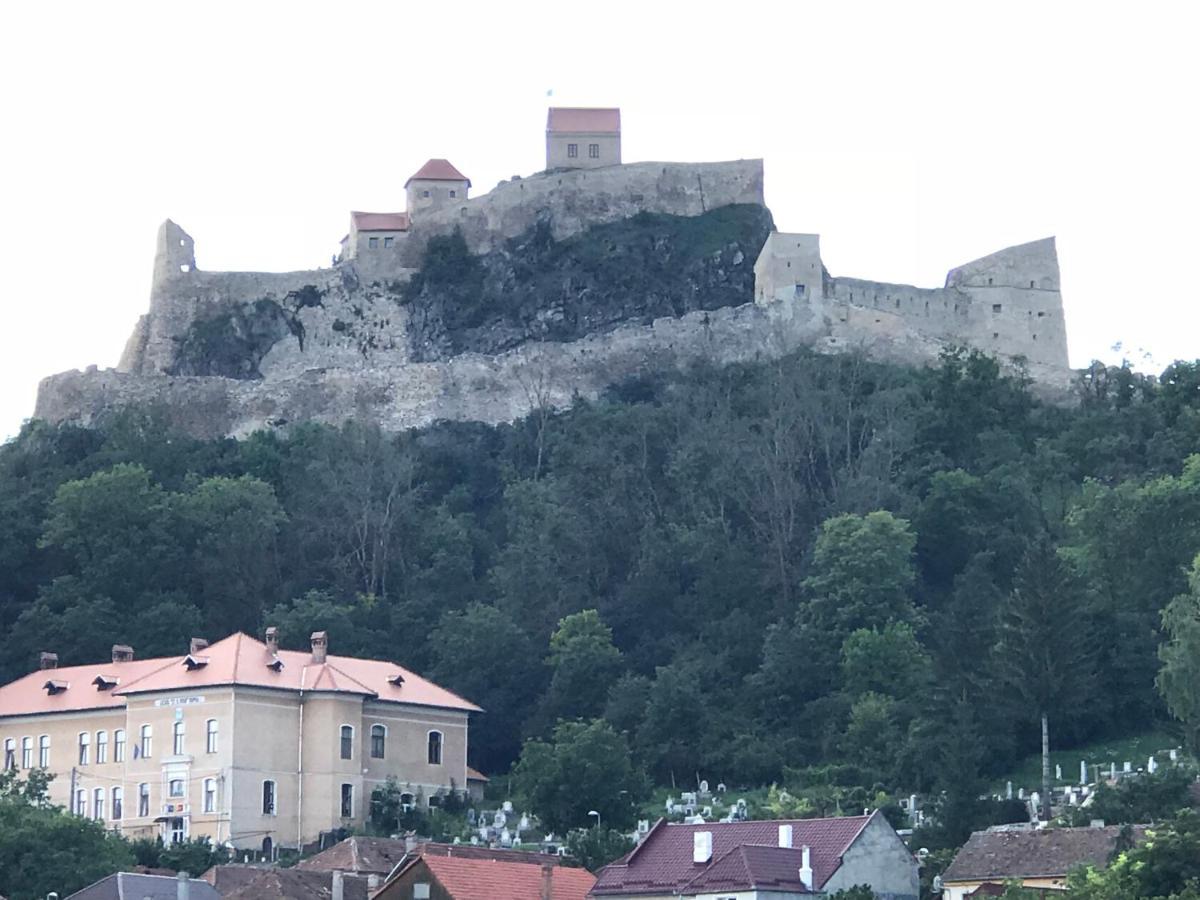 Pensiunea Vanessa Kőhalom Kültér fotó